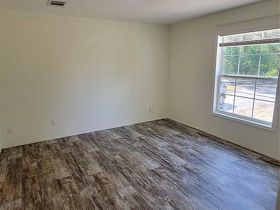 5th image of 2435 MYER AVENUE