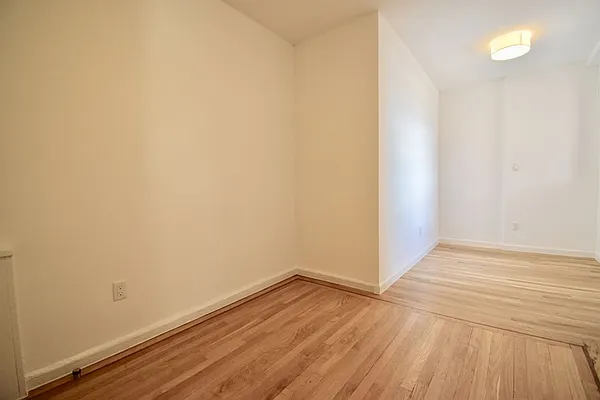 Rented by Skyward | media 33