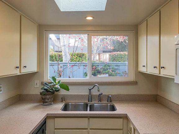 2nd image of 4233 Sea Pines Ct