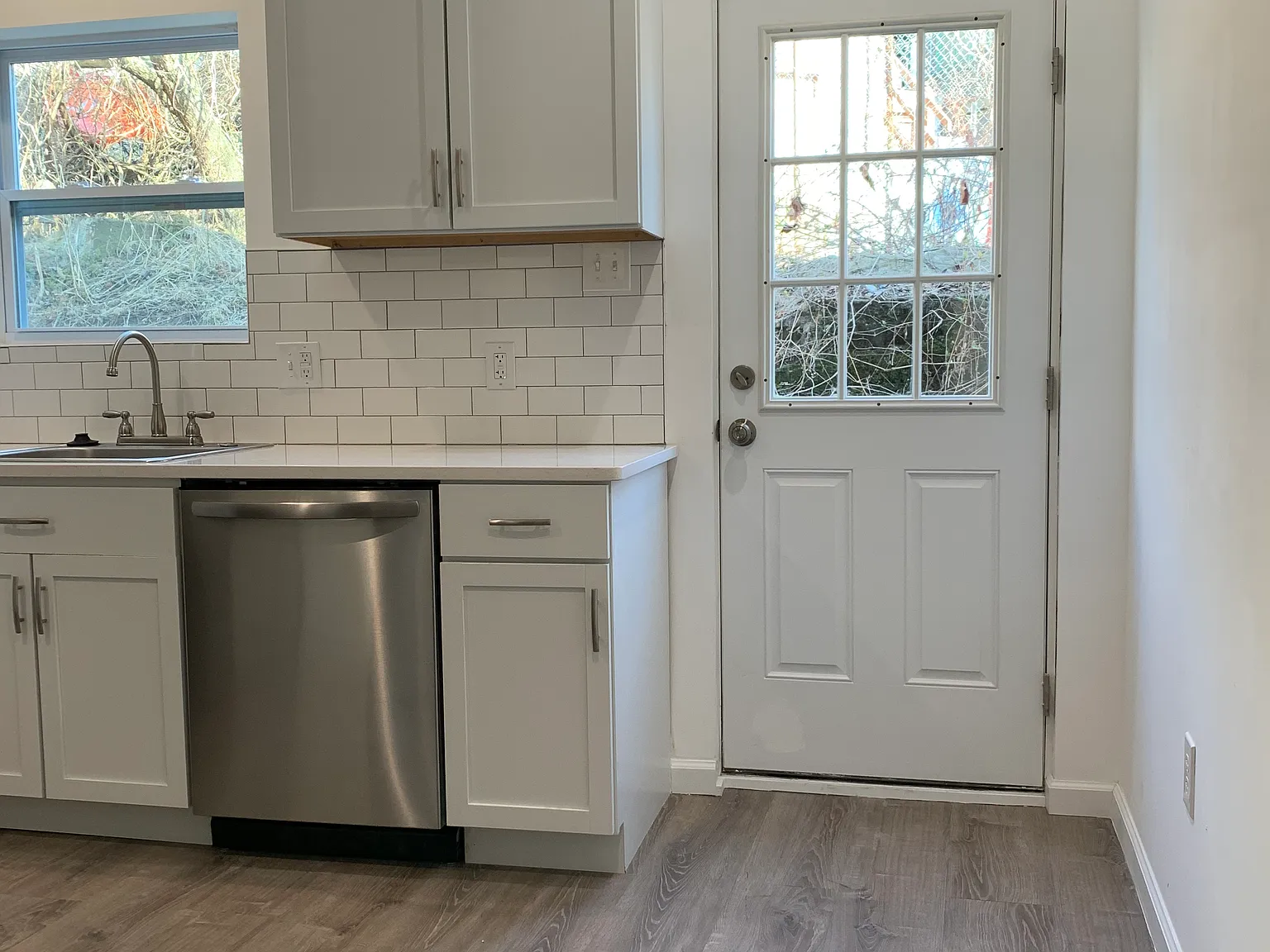 5 bed, 1746 sqft, $4,150 — Photo 3