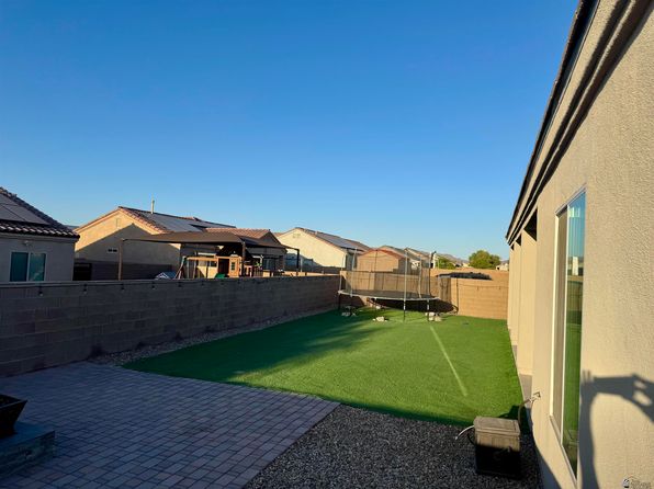 10156 E 39th Pl, Yuma, AZ 85365