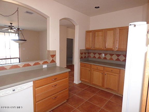4th image of 1172 N Laramie Ln