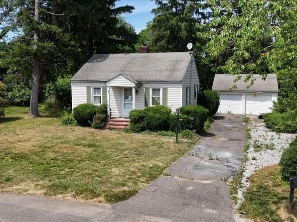 6 Pineridge Street, Melville, NY 11747