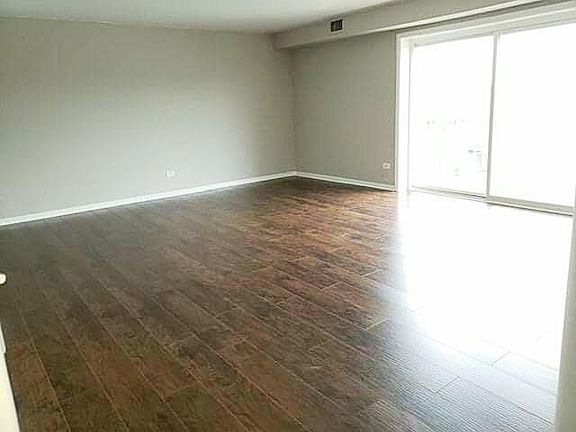 3rd image of 4500 Beau Monde Dr APT 401