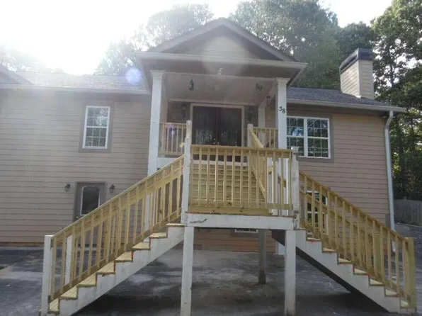 38 Carolyn St, Auburn, GA 30011
