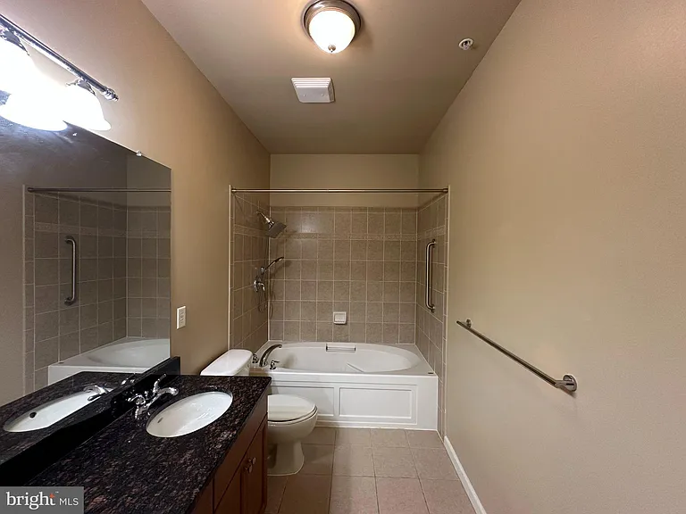 416 Masterson Ct — Photo 18