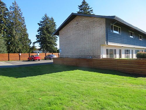 5th image of 7119 47th Ave NE