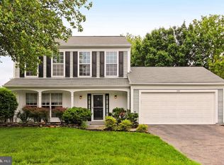 7041 Bedrock Rd, Alexandria, VA 22306