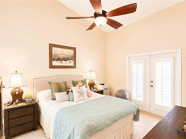 8274 Twelve Oaks Cir #126 — Photo 22