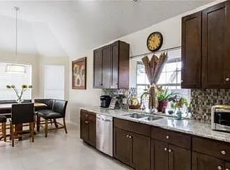 6103 Crystalwood Ct — Photo 10