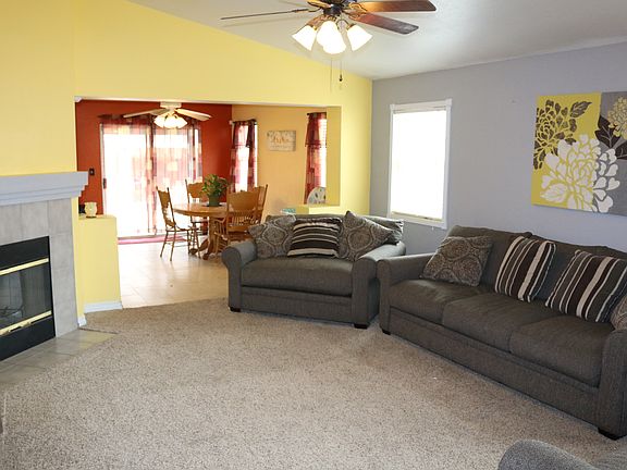 5th image of 11808 Fern Pine St