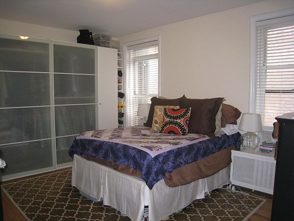 2nd image of 58 W 72nd St APT 6E