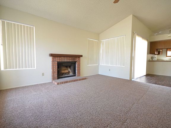 2nd image of 3923 W Denver St