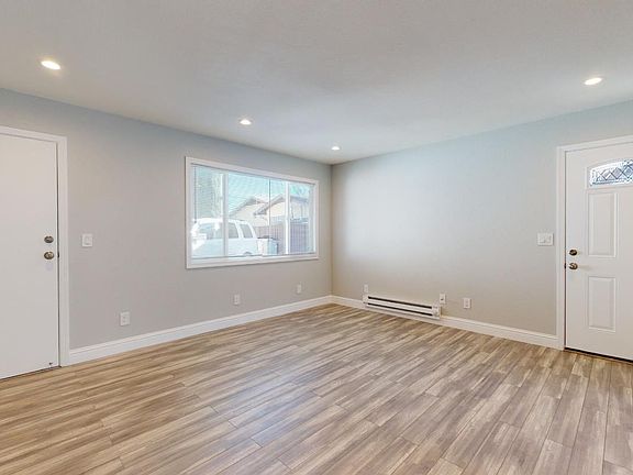 4th image of 1020 Cleveland St APT 1