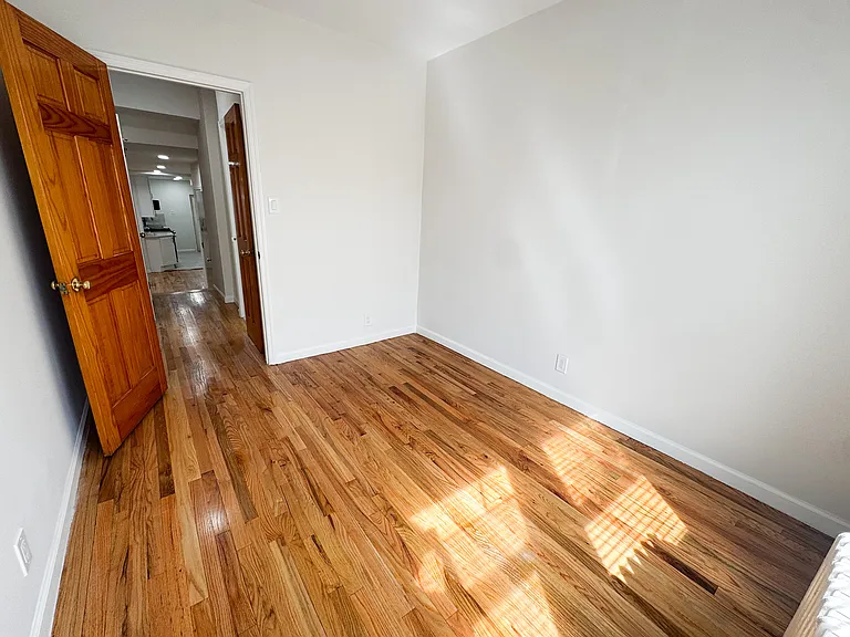 2809 Ditmars Blvd #2 — Photo 16