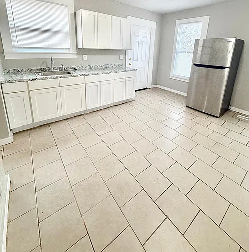317 Bassett St #3 Photo 1