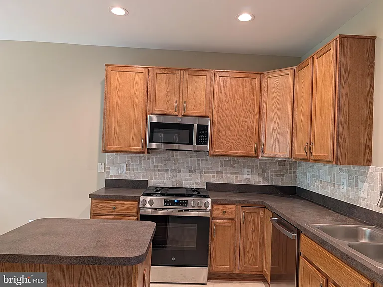 44476 Livonia Ter — Photo 8