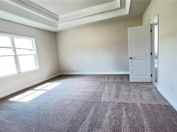 4th image of 1612 Dove Creek Cir