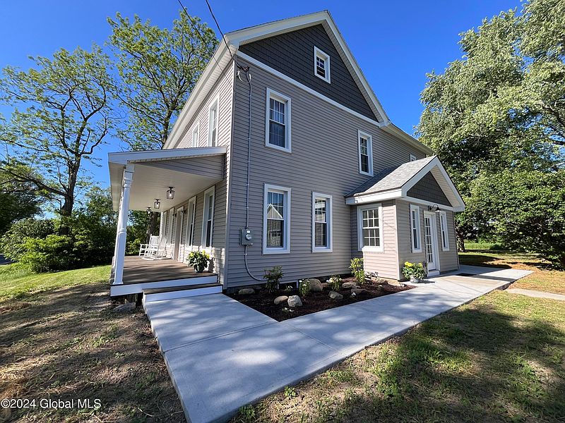 5th image of 443 McKay Road