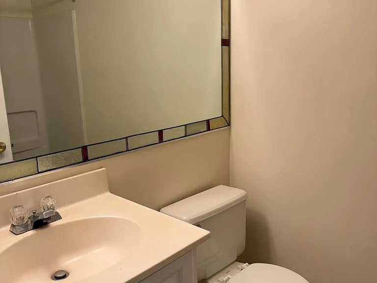 2153 Wainwright Ct #2B — Photo 12