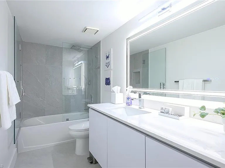 592 Beachwalk Cir #N-202 — Photo 19