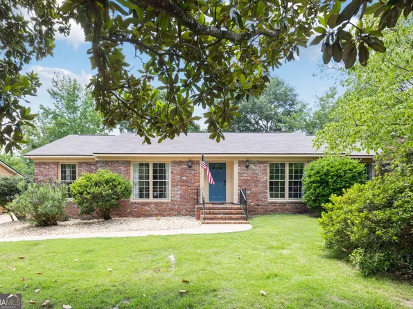5715 Canterbury Dr, Columbus, GA 31909