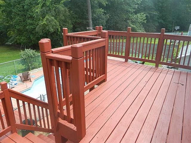 2nd image of 7 Sherwood Park Dr