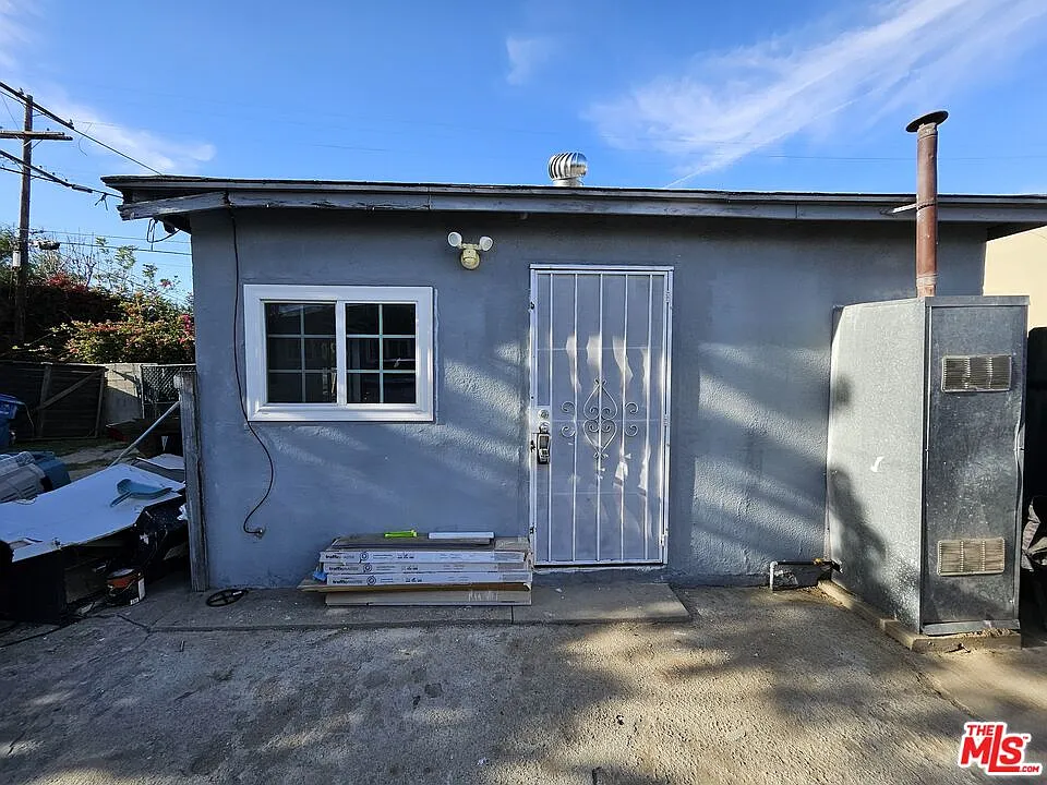 Studio, 1.0 bath, 450 sqft, $1,450 — Photo 2
