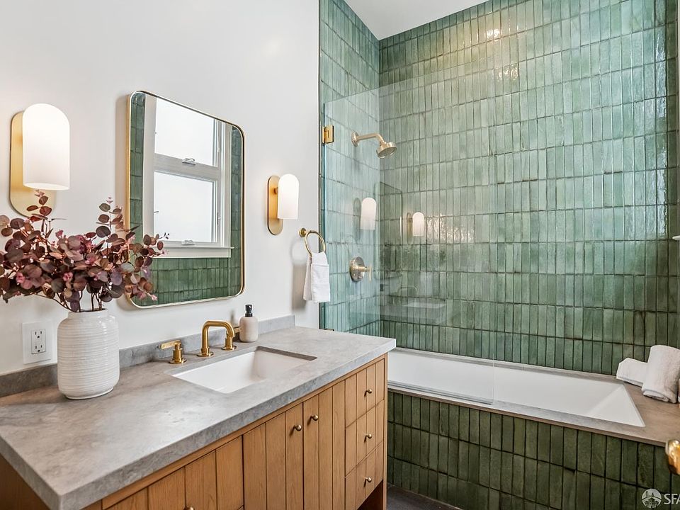 25th image of 160 Noe St