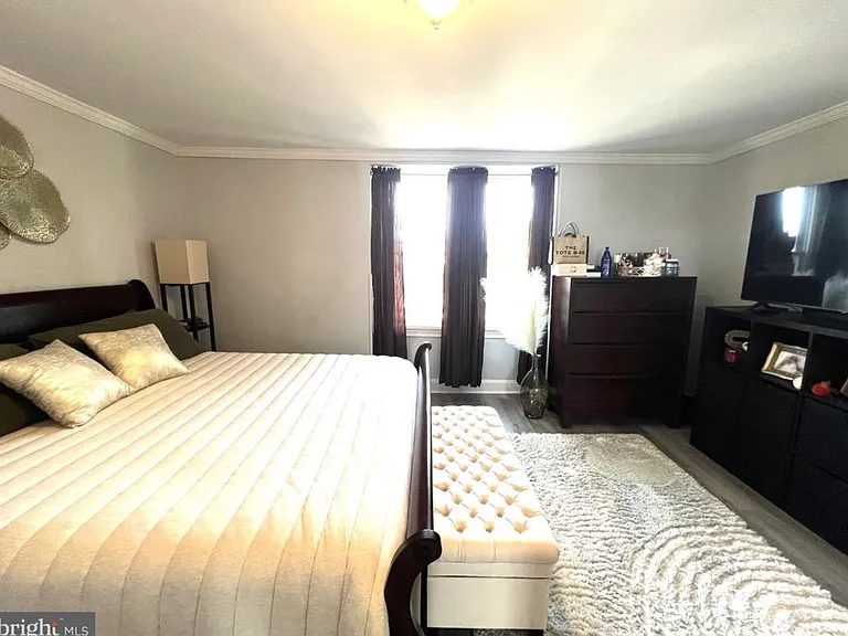 2150 Green St #2 — Photo 11