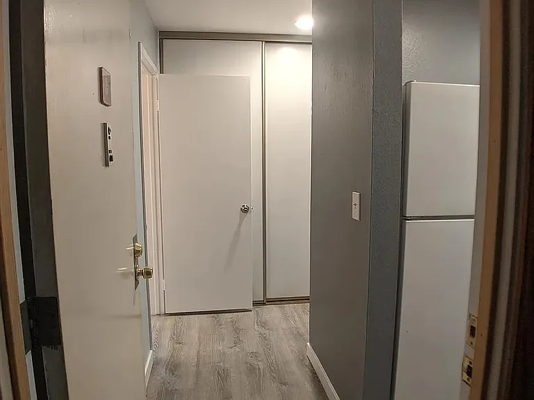 1605 Hotel Cir S #207 — Photo 2