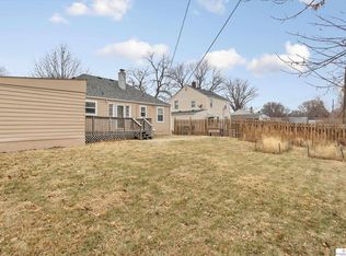 3109 S 42nd St, Omaha, NE 68105