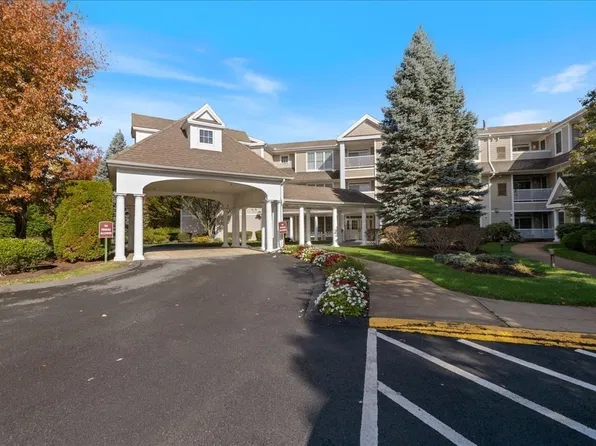 1201 Emerald Ct, Tewksbury, MA 01876