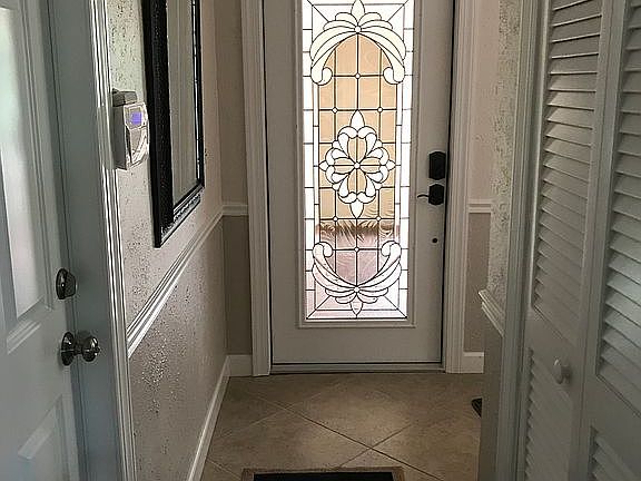 5th image of 27084 Harbor Dr