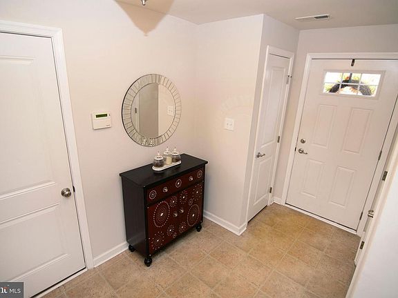 4th image of 43 Village Green Ln