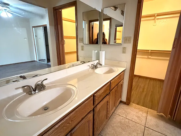 5717 E Evergreen St — Photo 10