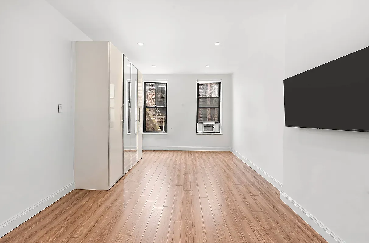 349 West Broadway — Photo 1