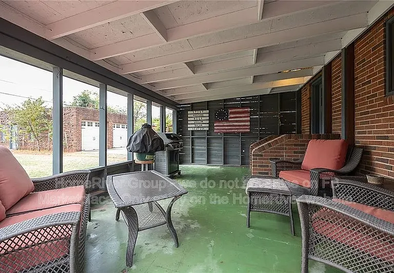 2730 NW 17th St — Photo 16