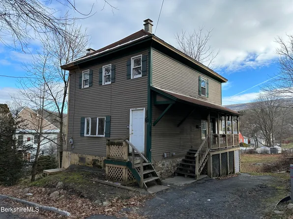 3 Gregory Ave, North Adams, MA 01247
