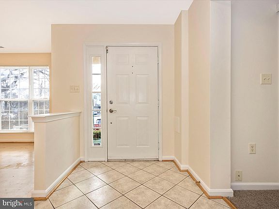 4th image of 2655 S Everly Dr #7-10