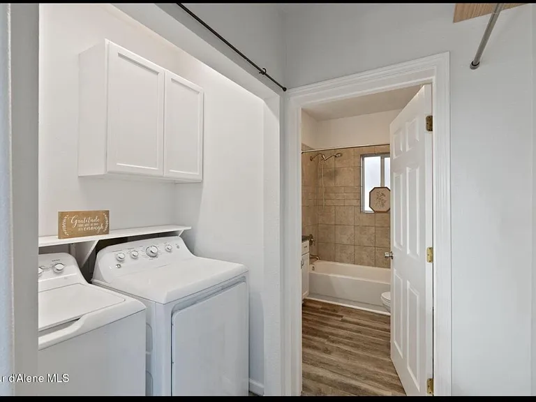 1825 E Fruitdale Ave — Photo 17