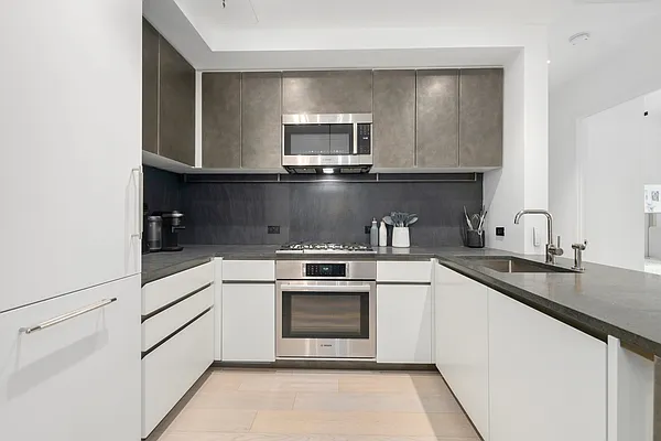 Rented by Douglas Elliman | media 13