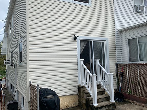 4th image of 174 Fahy Ave