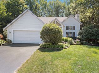 147 Summer Wind Ct, Holland, MI 49424