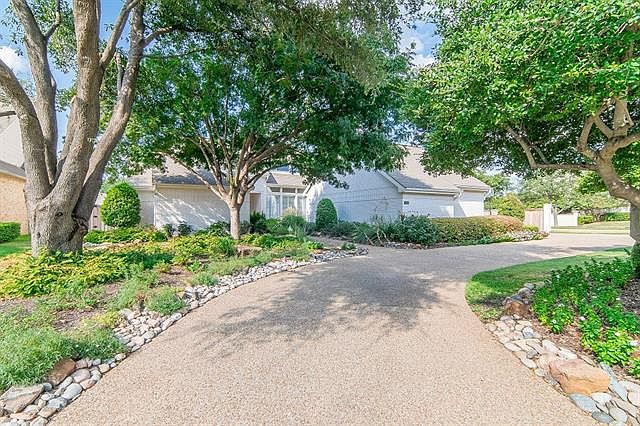 1st image of 5301 Blackhawk Dr