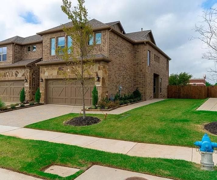 1st image of 6329 Burbank Way