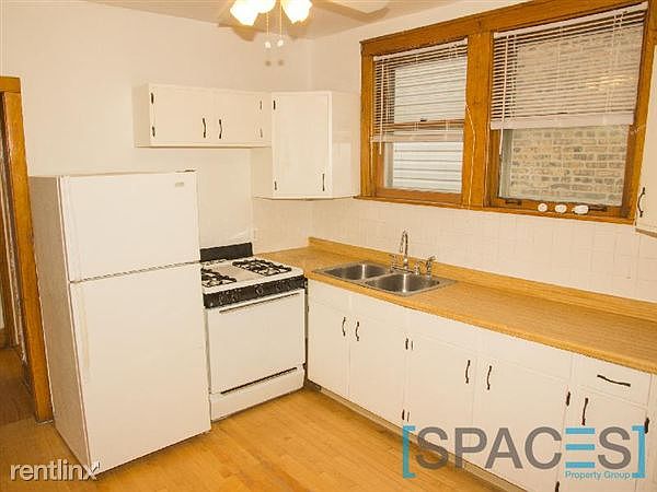 1st image of 2336 W Waveland Ave