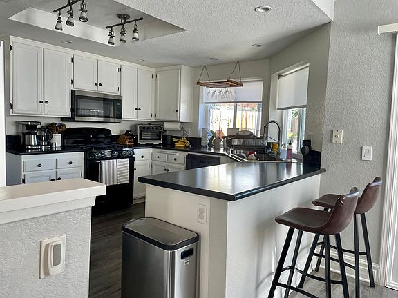 4th image of 2088 Oakcreek Ct
