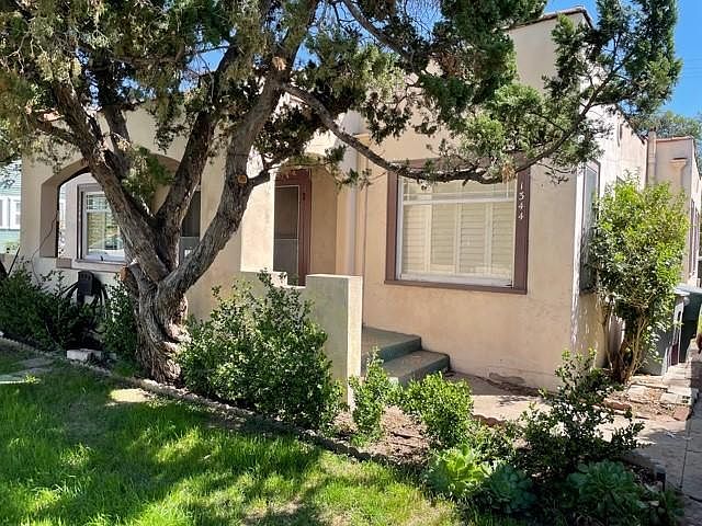 1st image of 1344 Barrington Way