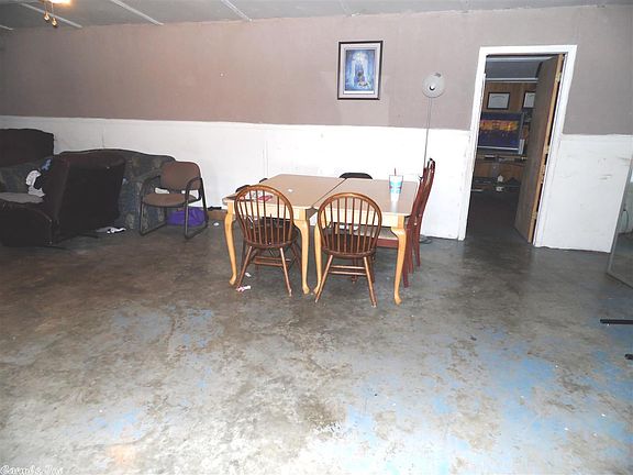 2nd image of 400 Polk Rd #184